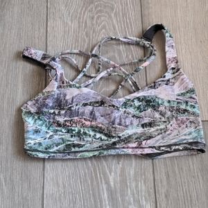 Lululemon free to be wild bra